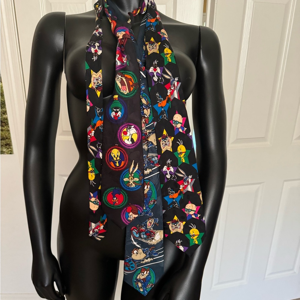 Bundle of (3) Looney Tunes Mania ties